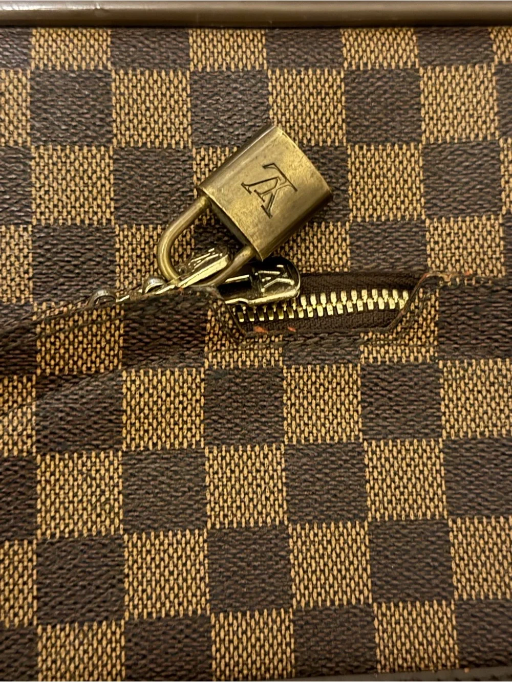 Authentic Louis Vuitton Damier Ebene Rolling Carry-On Suitcase - Pre-Owned